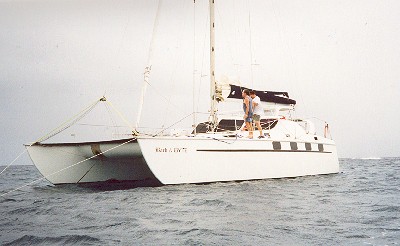 The catamaran that took us to Willis