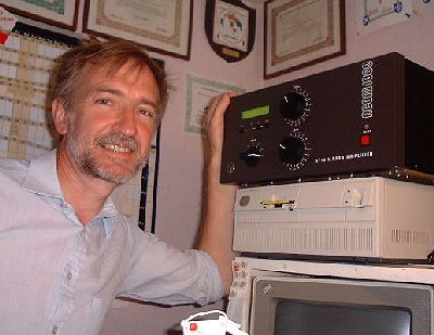 Ron Stone of Vine Antennas with his first Acom amplfier